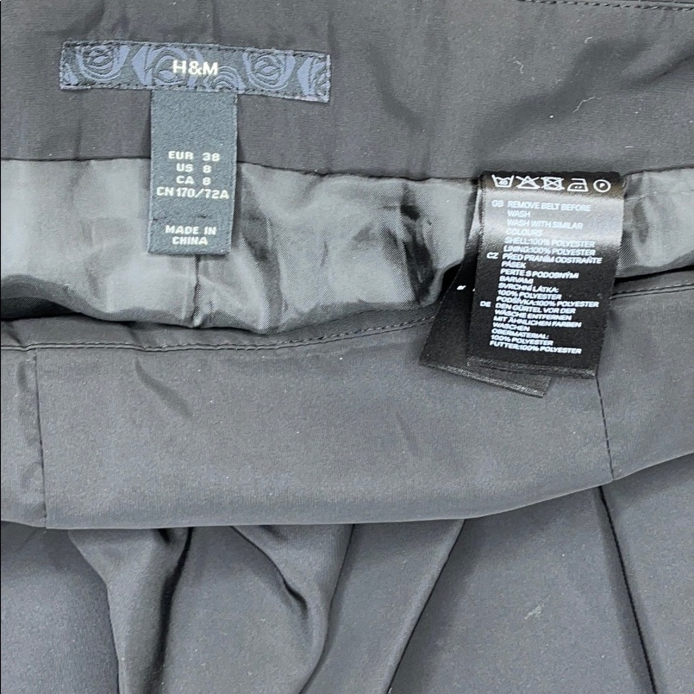H&M•SKIRT - Picture 4 of 7